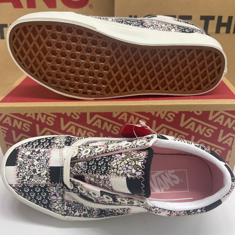 Vans Men’s Old Skool (Patchwork Firl) Marshmallow Sneakers
VN0A38G19FY - Picture 13 of 16